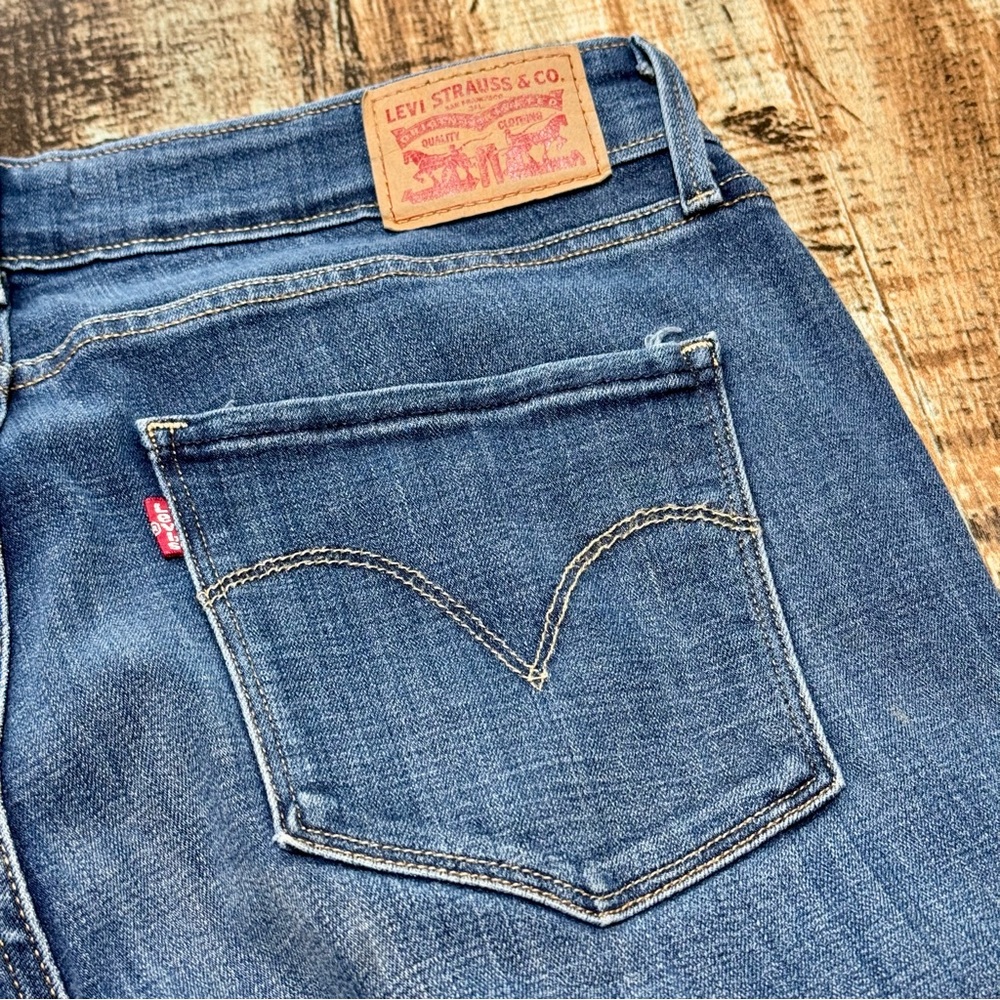 Women’s “LEVI Strauss & Co” Mid-rise Skinny Jeans | #T43 - Picture 7 of 13